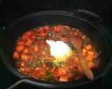 Foto del paso 3 de la receta Pies de cerdo en salsa deliciosa