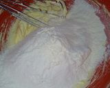 A picture of step 2 of Sprinkler Cookie.