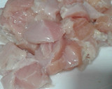 Foto del paso 1 de la receta: Pollo al cury con arroz blanco y ensalada