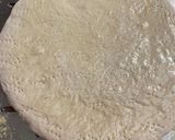 A picture of step 4 of Greek Chicken Pizza.
