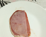 Foto del paso 2 de la receta: Filetes de lomo con jamón de York y queso