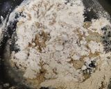 बेसन, सूजी और आटे के लड्डू (besan, suji aur ke laddoo recipe in Hindi) रेसिपी चरण 4 फोटो