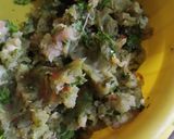A picture of step 1 of Chicken haryali kebab.