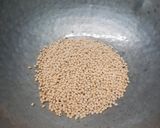 A picture of step 4 of Idly podi (Gun powder).