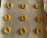 Foto del passaggio 11 della ricetta Biscotti con farina di mandorle e cioccolato bianco