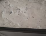A picture of step 4 of Rolled blue Berry ice cream.