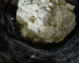 A picture of step 2 of Cremalized Semolina Dessert.