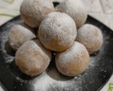 Foto langkah ke 7 dari resep Chapssal Korean Donuts.