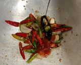 Foto langkah ke 2 dari resep Tulangan Ayam Kecap Saus.