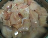 A picture of step 1 of Curd chicken.