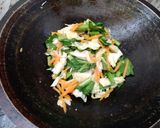 Foto langkah ke 3 dari resep Mie goreng.