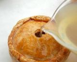 A picture of step 19 of Vickys Traditional British Pork Pie.