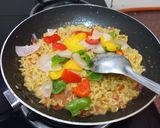 A picture of step 4 of Creamy, veggies Maggie 😋.