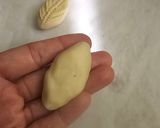 Gambar langkah 5 resipi Kuih Makmur Tanpa Gluten.