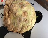 Une image de l'étape 1 de Frites de céleri rave aux épices et miel.