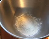 Une image de l'étape 1 de Pâte brisée à la gelée de coings.