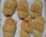 Foto langkah ke 4 dari resep Roti isi sosis - resep roti tanpa telur.