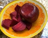 Une image de l'étape 1 de 🍂Poire pochée betterave🍐 chocolat 🍫 amande.