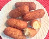 A picture of step 5 of Quick Party Bites: Yuca Tequeños (Yuca and Cheese Croquettes).