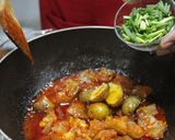 Foto langkah ke 4 dari resep Kikil Tentang Pedas.