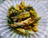 পেঁয়াজকলি দিয়ে ট্যাংরা মাছ (Peyajkoli diye tangra mach recipe in Bengali) রেসিপির ধাপ 3 ছবি