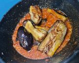 A picture of step 3 of Egg plant curry.