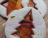 Foto del paso 1 de la receta: Galletas de jengibre navideñas con cristalitos