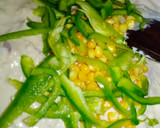 चीज़ी कॉर्न एंड कैप्सिकम सैंडविच (Cheesy corn aur capsicum sandwich recipe in hindi) रेसिपी चरण 4 फोटो