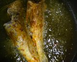 Gambar langkah 1 resipi 8:6:26 - Ikan gelama masak cencuan (asam jawa) .