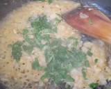 Foto del paso 4 de la receta: Cocochas de bacalao al ajillo