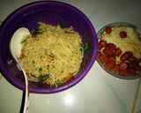 Foto langkah ke 5 dari resep Indomie Goreng Basah.