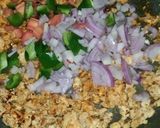 A picture of step 5 of Chicken vegetable filling.