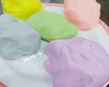 Hình bước làm 1 của món Chè trôi nước hoa ngũ sắc