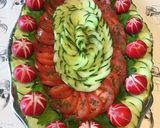 Une image de l'étape 13 de Salade de concombre aux tomates,céleri branche et radis ronds.