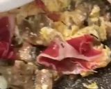 Foto del paso 6 de la receta Revuelto de setas con jamón y un ajo