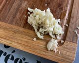 Une image de l'étape 4 de Poulet au curry,gingembre et amandes.