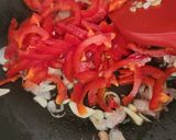 Foto langkah ke 2 dari resep Tumis Sawi Paprika.