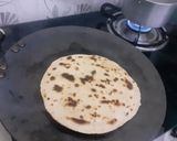 A picture of step 3 of Namak mirchi roti.