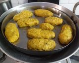 A picture of step 6 of Lauki / Doodhi Muthiya.