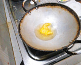 Foto langkah ke 4 dari resep Udang Crispy Saus Telur Asin.