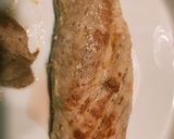 Pizzatésztába tekert szűzérme, baconos-gombás-hagymás-sajtos ágyon recept fázis 4 fotója