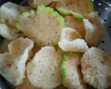 Foto langkah ke 7 dari resep Krupuk Nasi.