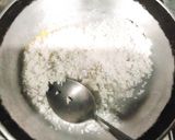 A picture of step 2 of Caramel Halwah.