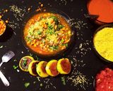 A picture of step 6 of Aloo tikki chat.