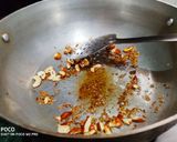 A picture of step 2 of Pulao.