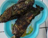 Foto langkah ke 6 dari resep Ikan peda bungkus daun mengkudu.