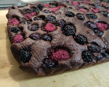 Foto del paso 6 de la receta: Bizcocho de chocolate y frutos rojos (Foscocho)