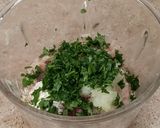عکس مرحله 1 از دستور شامی کباب مرغ با سس سماق و رب انار