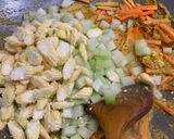 Foto langkah ke 2 dari resep Mie gomak kuah andaliman (masakan khas medan).