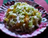 खीरा और टमाटर सलाद (kheera aur tamatar salad recipe in Hindi) रेसिपी चरण 2 फोटो